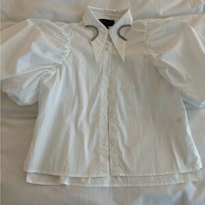 White puff sleeve top